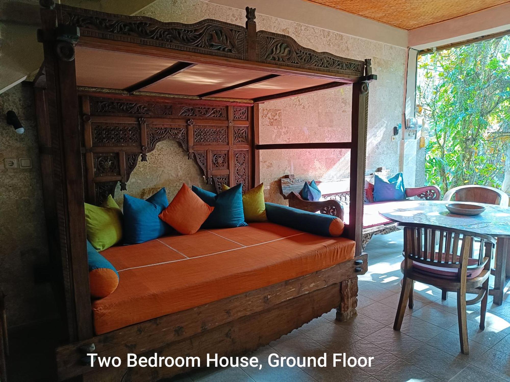Guci Guesthouses Ubud  Bagian luar foto