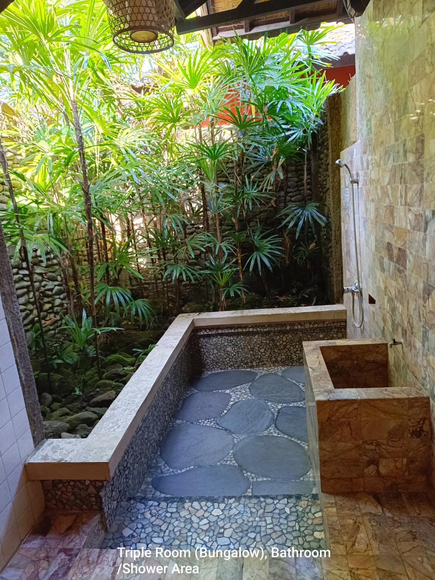 Guci Guesthouses Ubud  Bagian luar foto