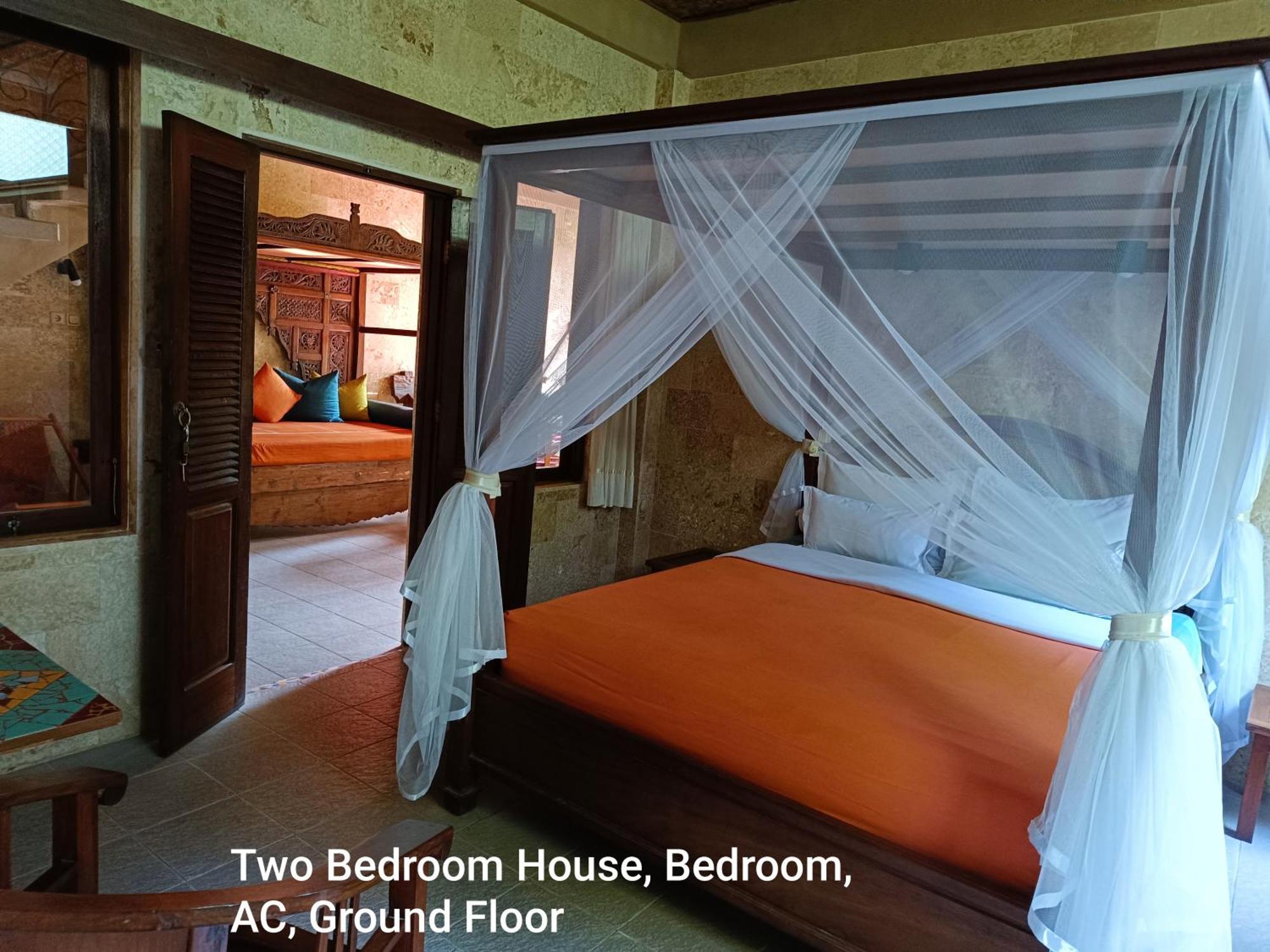 Guci Guesthouses Ubud  Bagian luar foto