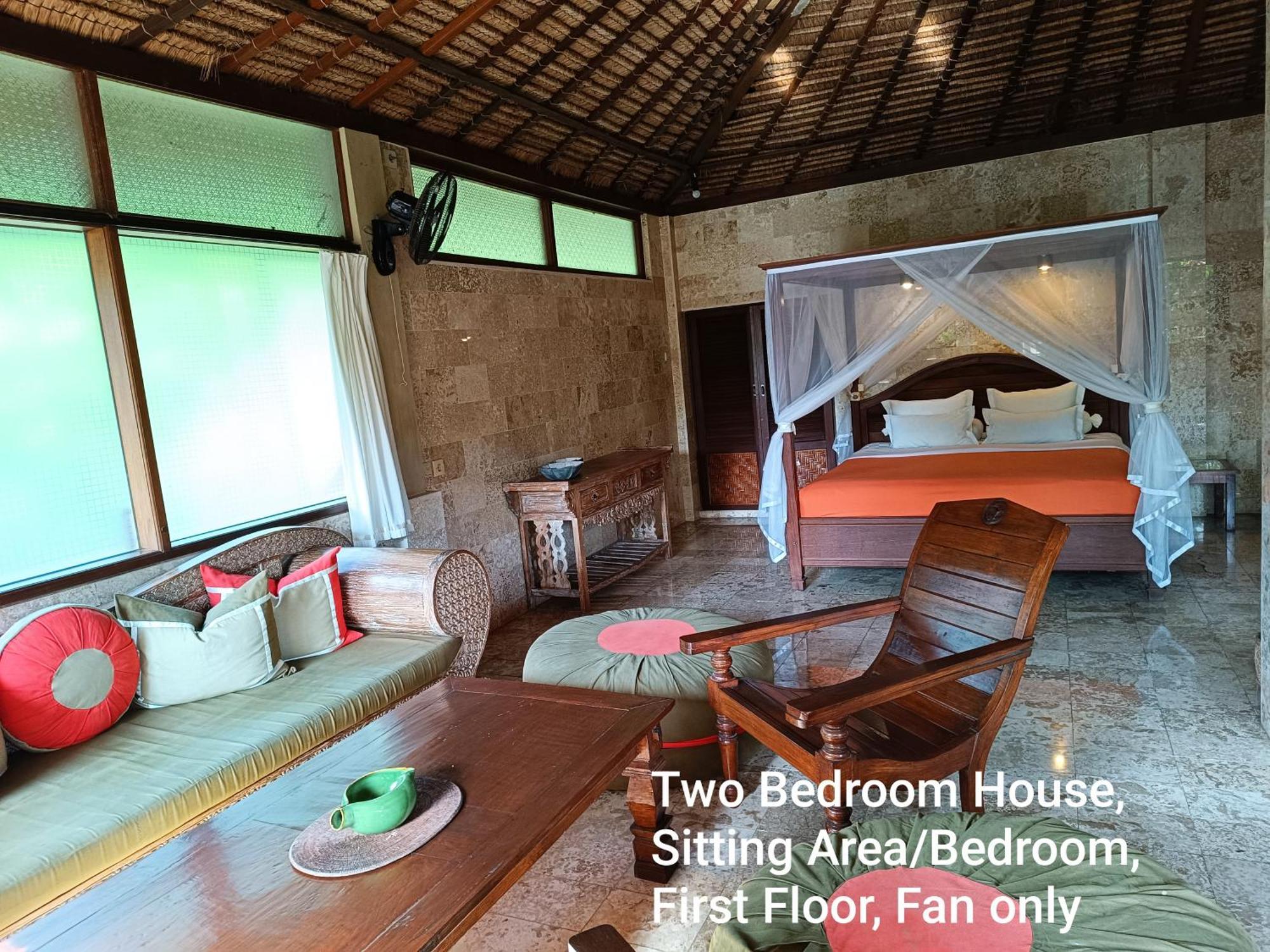 Guci Guesthouses Ubud  Bagian luar foto