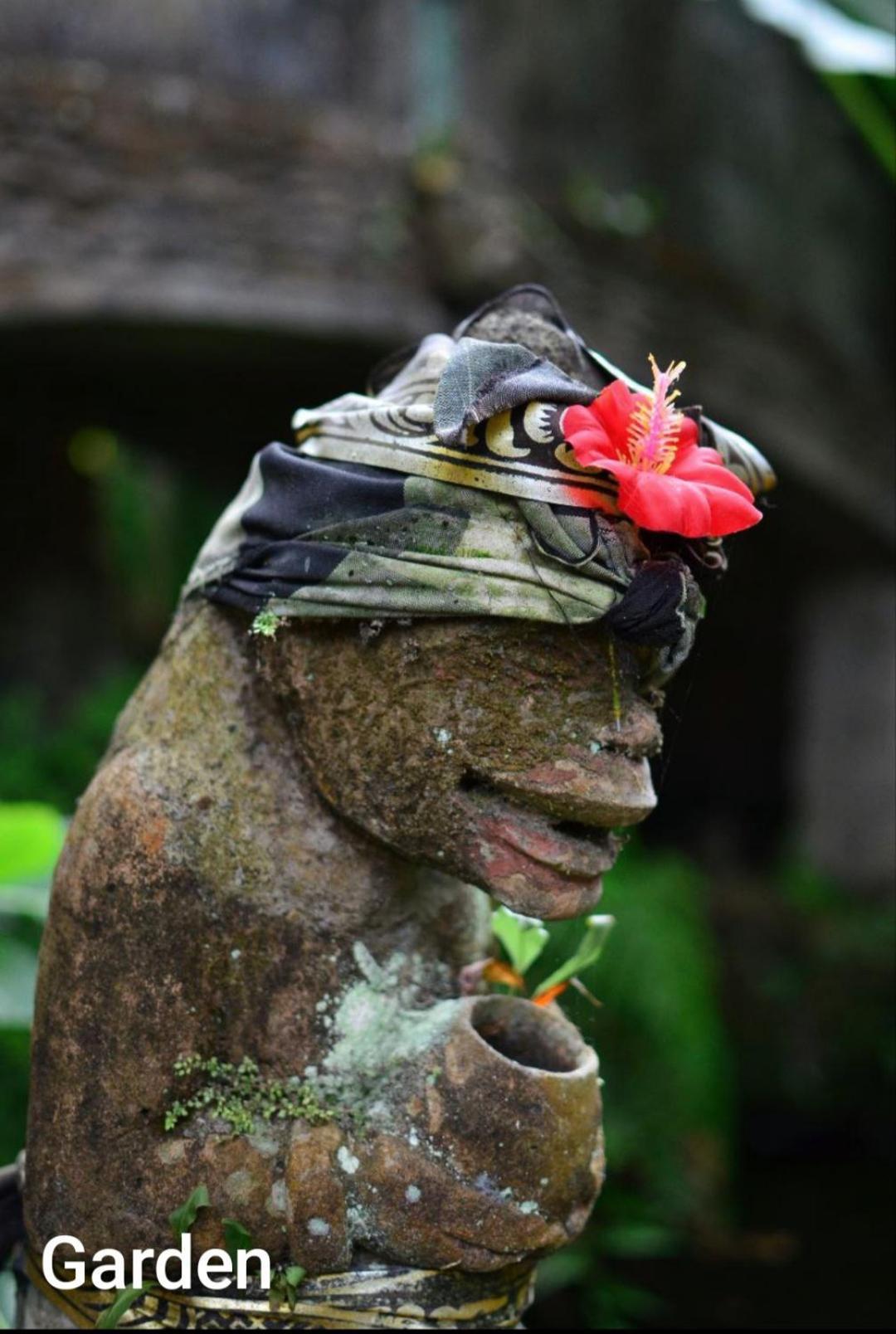 Guci Guesthouses Ubud  Bagian luar foto