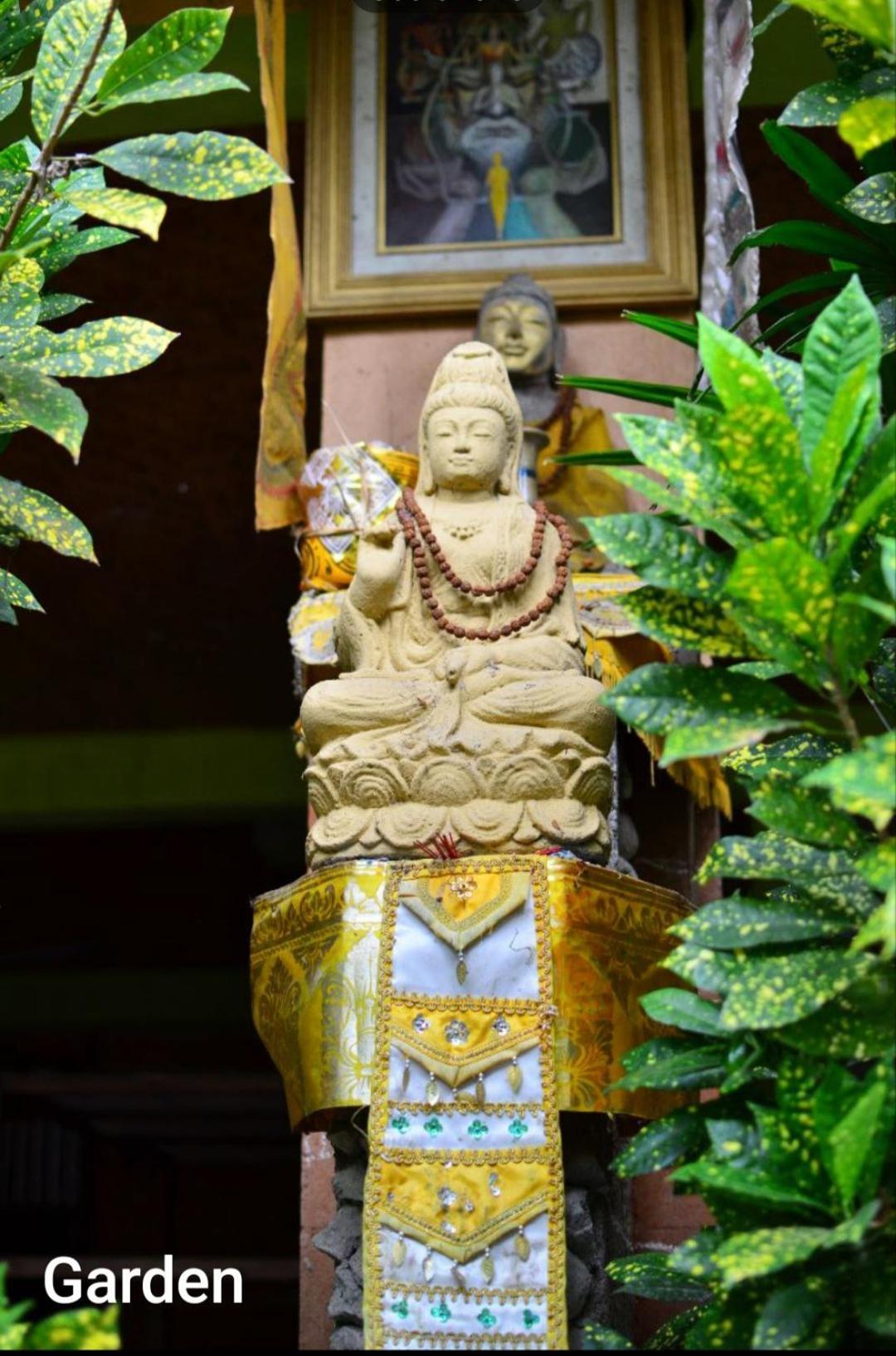 Guci Guesthouses Ubud  Bagian luar foto