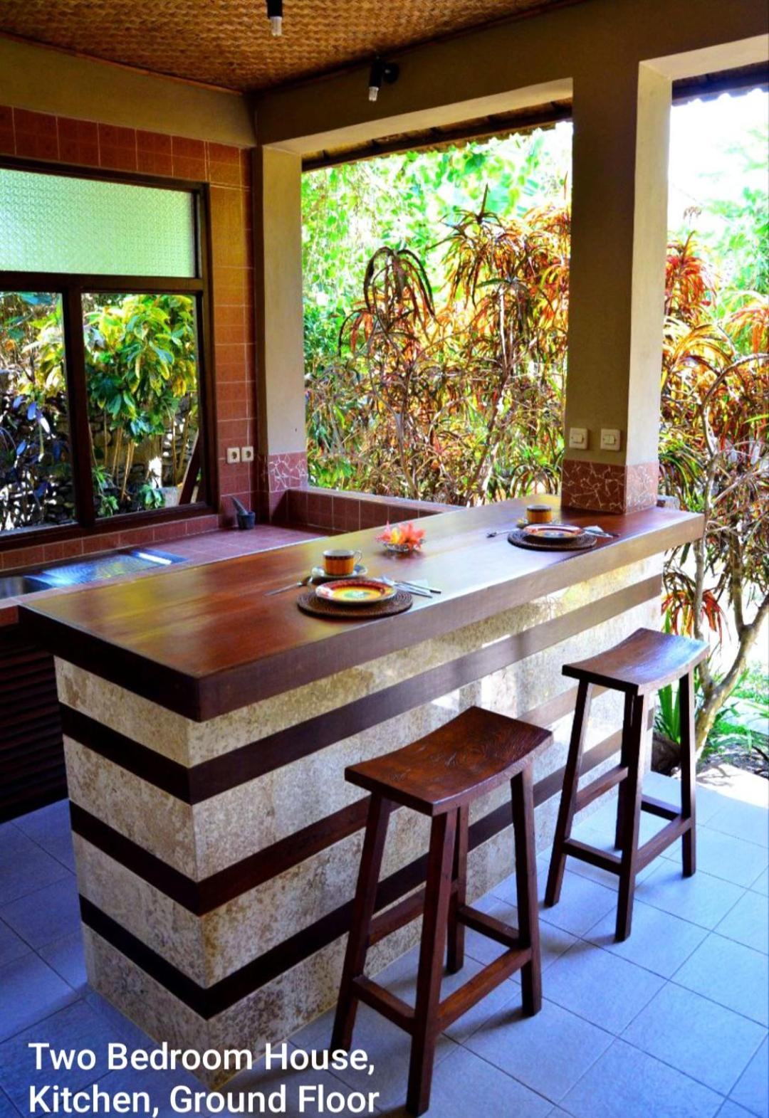 Guci Guesthouses Ubud  Bagian luar foto